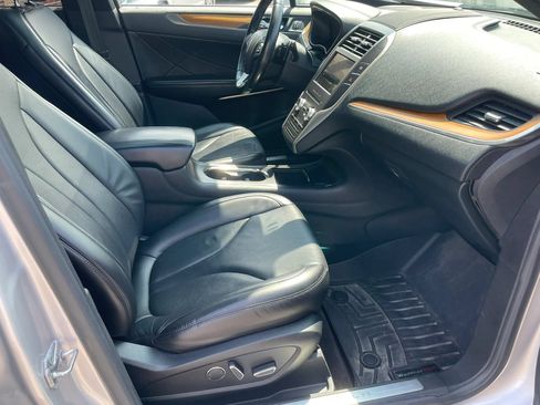 Used 2017 Lincoln MKC Reserve w/ Lincoln MKC Climate Package AWD/4WD image 19