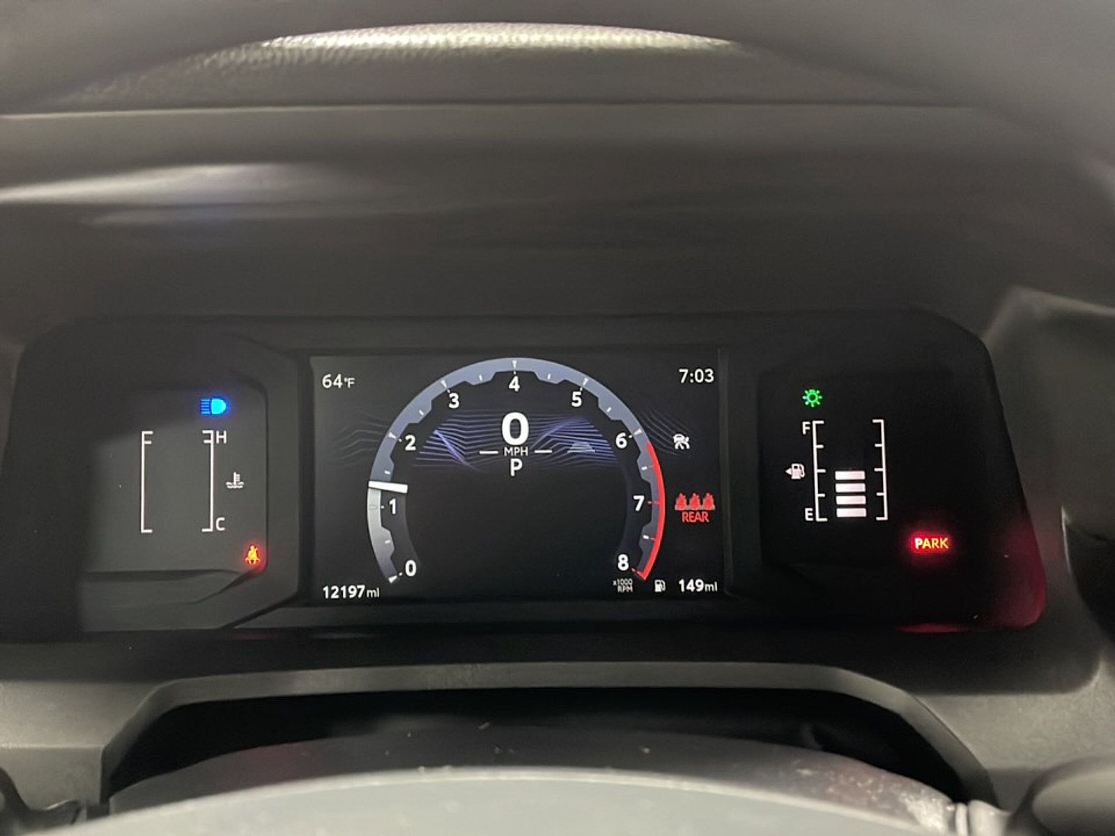 Used 2025 Toyota Tacoma SR5 AWD/4WD image 5