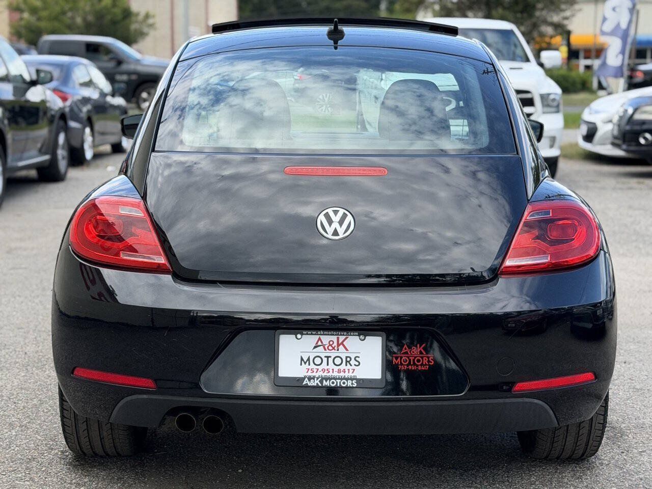 Used 2012 Volkswagen Beetle 2.5 FWD image 7