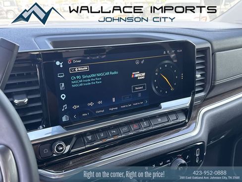 Used 2025 Chevrolet Silverado 2500 LT w/ Safety Package AWD/4WD image 24