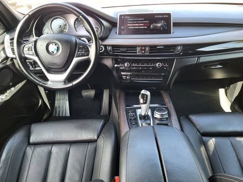 Used 2018 BMW X5 xDrive40e AWD/4WD image 25