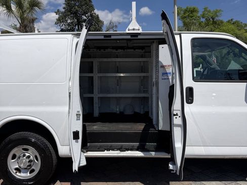 Used 2020 Chevrolet Express 2500 w/ Driver Convenience Package RWD image 6