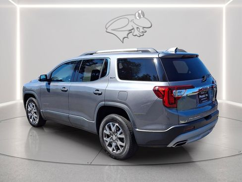 Used 2021 GMC Acadia SLT FWD image 3