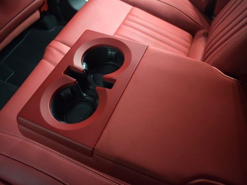 Certified 2023 Maserati Grecale Modena image 21