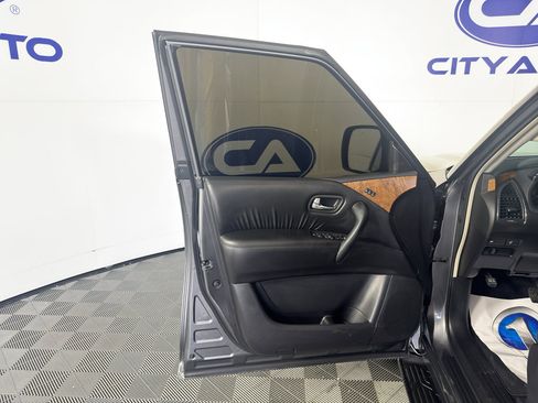 Used 2021 Nissan Armada SL w/ Captain's Chairs Package AWD/4WD image 14