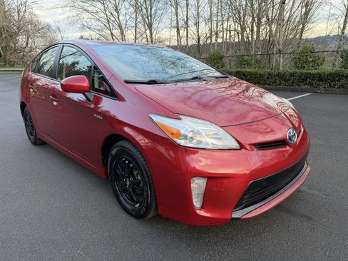 Used 2012 Toyota Prius Four image 3