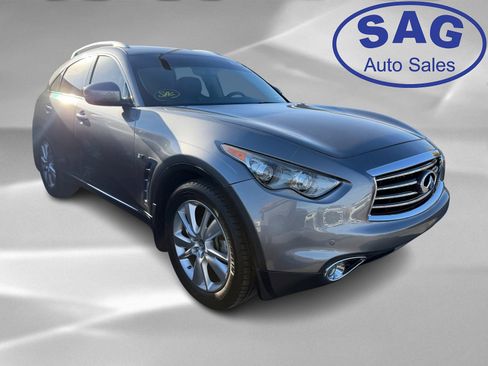 Used 2016 INFINITI QX70 2WD w/ Premium Package image 2