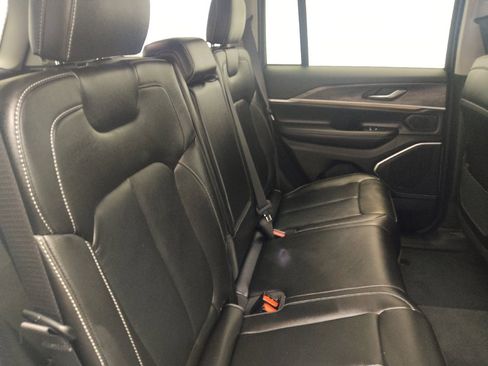 Used 2022 Jeep Grand Cherokee Limited 4xe AWD/4WD image 19