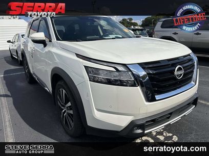 Used 2023 Nissan Pathfinder Platinum w/ Cargo Package