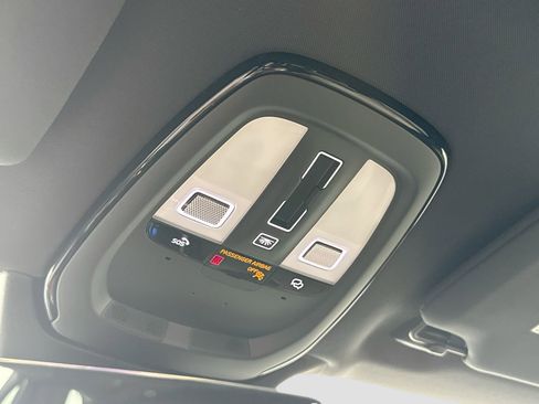 New 2026 Volvo XC90 B6 Plus w/ Protection Package Premier image 20