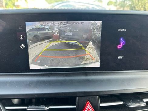 Used 2024 Kia Seltos S FWD image 15