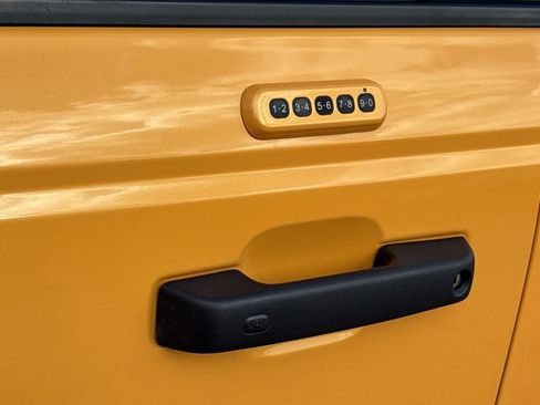 Used 2022 Ford Bronco Wildtrak image 14