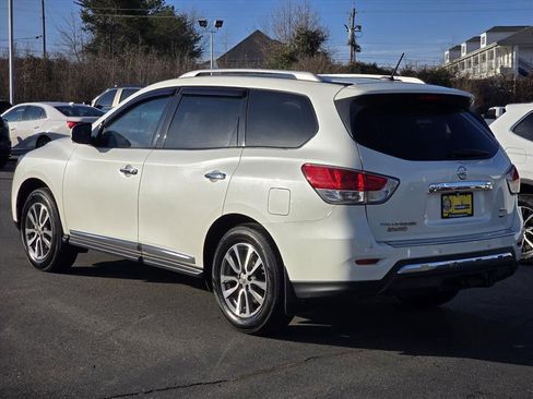 Used 2016 Nissan Pathfinder SL w/ SL Premium Package image 23