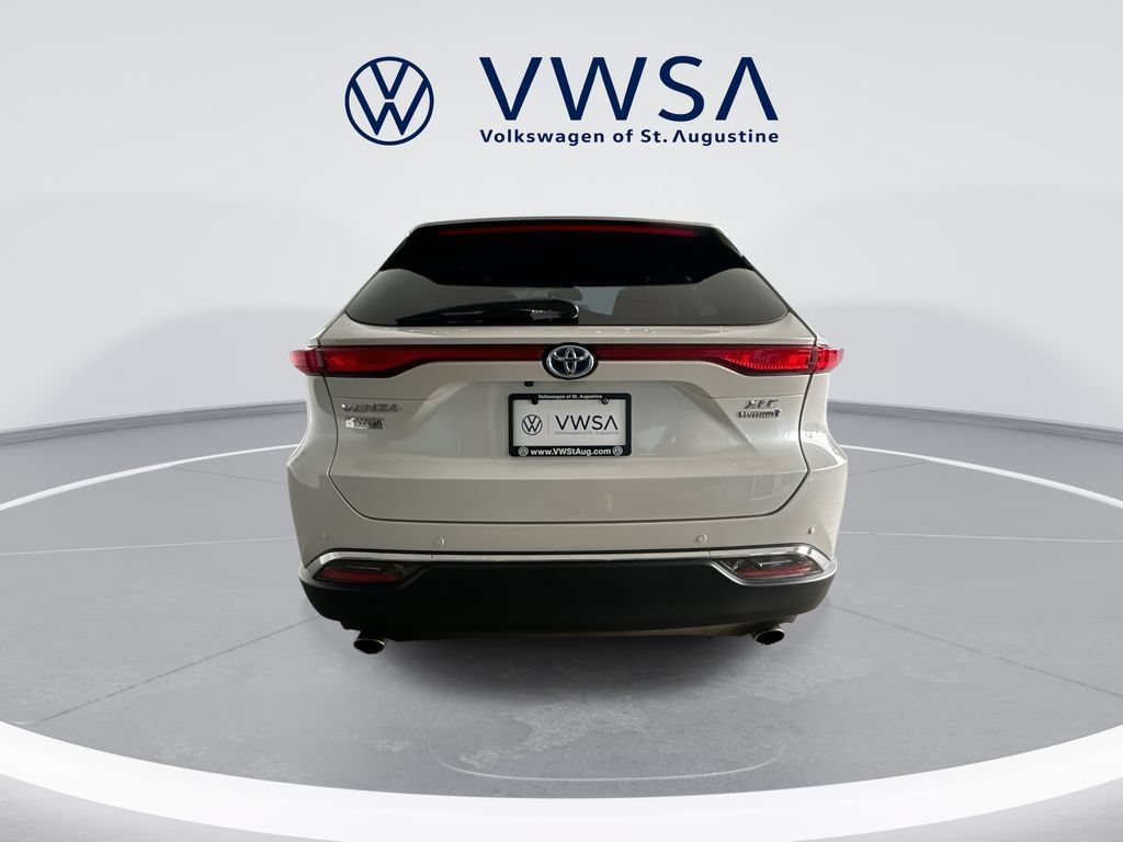 Used 2021 Toyota Venza XLE w/ Softex Package AWD/4WD image 6