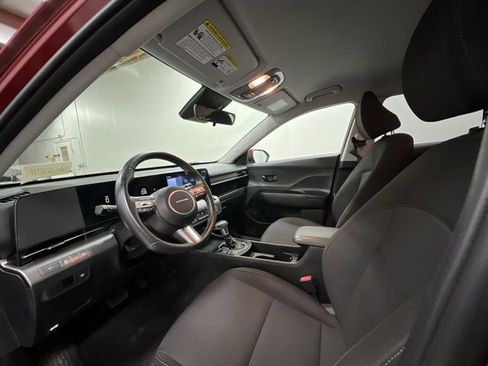 Used 2025 Hyundai Kona SEL image 10