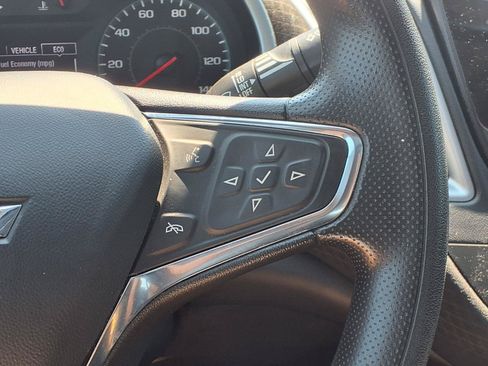 Used 2024 Chevrolet Malibu LT FWD image 17