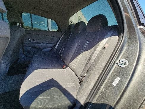 Used 2024 Hyundai Elantra SEL FWD image 18