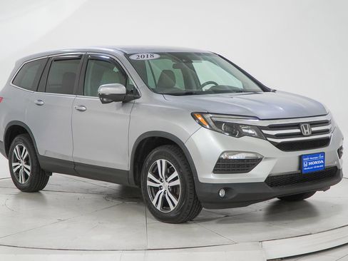 Used 2018 Honda Pilot EX image 18