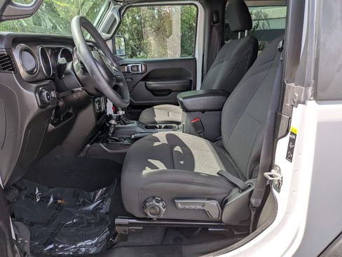 Used 2023 Jeep Wrangler Sport AWD/4WD image 24