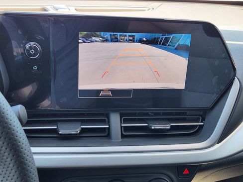 New 2026 Chevrolet Trax RS w/ Sunroof Package image 13