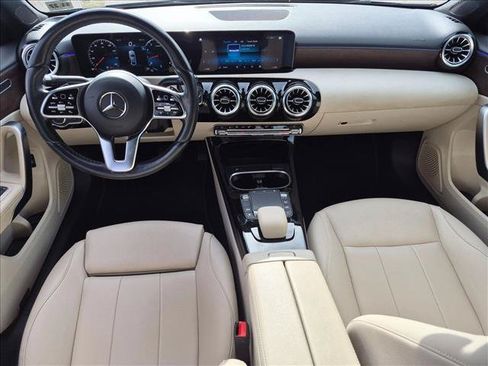 Certified 2022 Mercedes-Benz A 220 4MATIC image 15