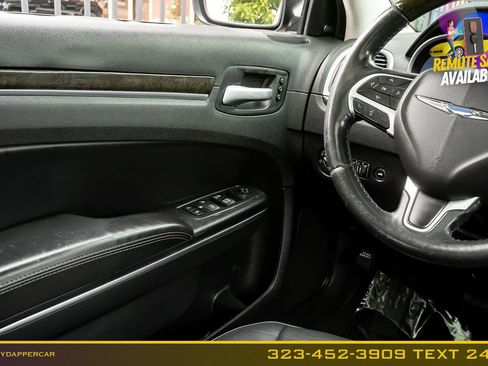 Used 2016 Chrysler 300 C RWD image 19