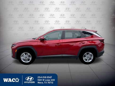 New 2026 Hyundai Tucson SE image 3