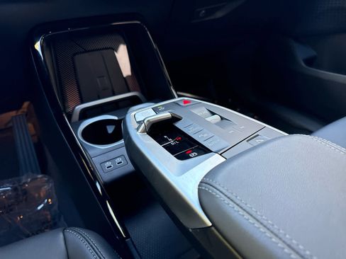 Certified 2025 BMW X1 xDrive28i image 9