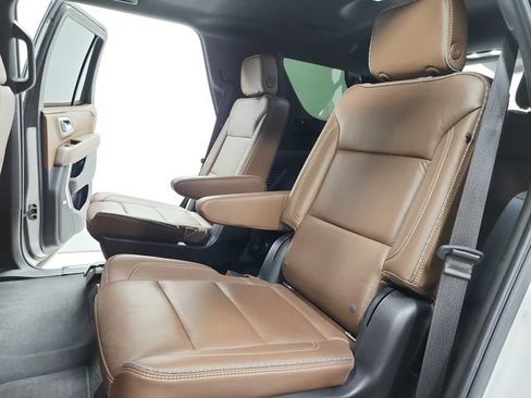 Used 2021 Chevrolet Tahoe High Country RWD image 41