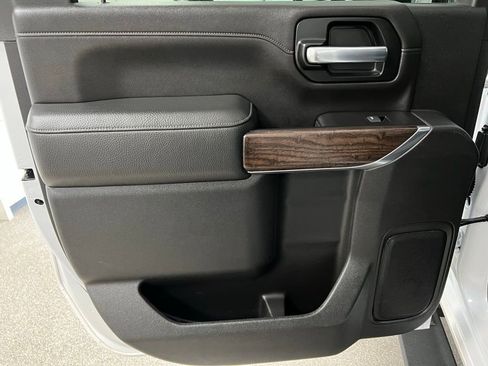 Used 2020 GMC Sierra 3500 Denali w/ Denali Ultimate Package image 45