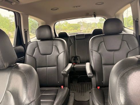 Used 2022 Kia Telluride EX w/ EX Premium Package image 15