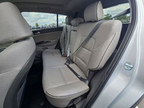 Used 2017 Kia Sportage EX w/ EX Technology Package FWD image 17