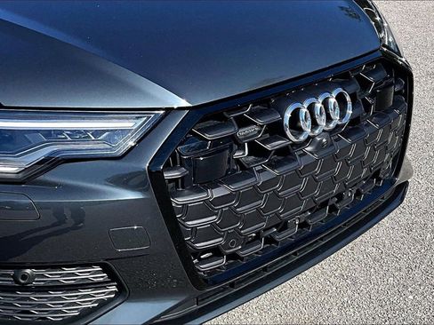 Used 2025 Audi A6 Premium Plus w/ Premium Plus Package image 11