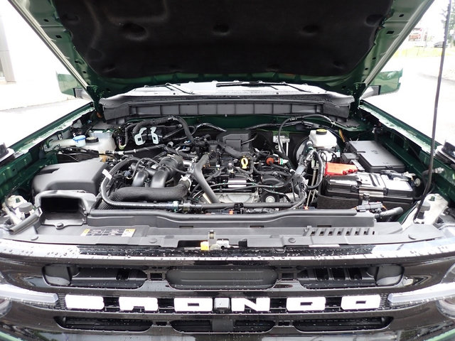 Used 2023 Ford Bronco Outer Banks AWD/4WD image 10