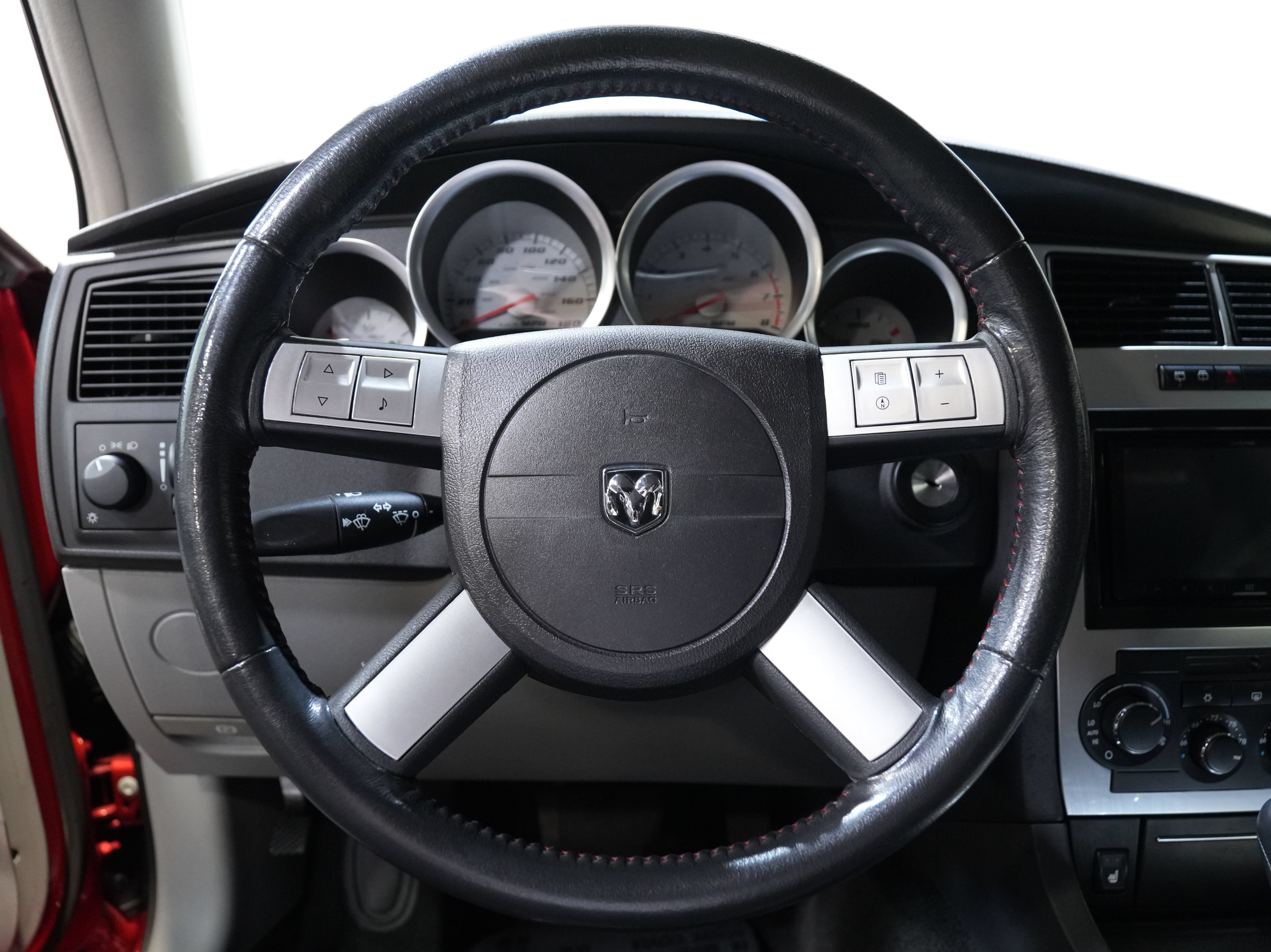 Used 2006 Dodge Magnum SRT8 w/ SRT Option Group III RWD image 40