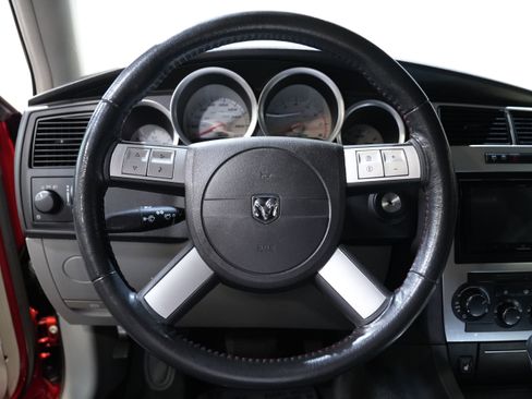 Used 2006 Dodge Magnum SRT8 w/ SRT Option Group III RWD image 40