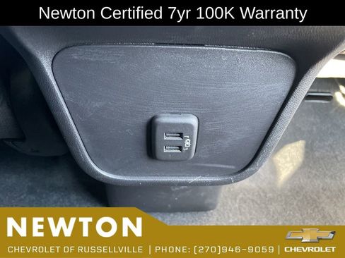 Used 2024 Chevrolet Equinox LT w/ LPO, Floor Liner Package FWD image 32
