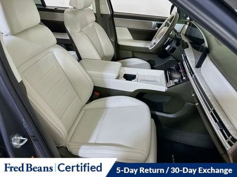 Certified 2025 Hyundai Santa Fe Calligraphy image 14