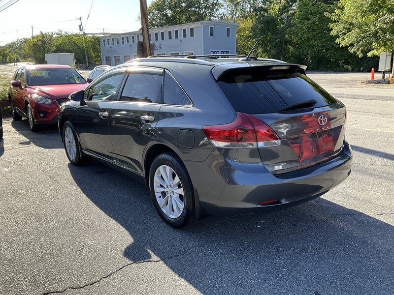 Used 2013 Toyota Venza LE AWD/4WD image 7