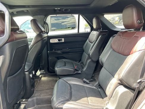 Certified 2020 Ford Explorer Platinum AWD/4WD image 14