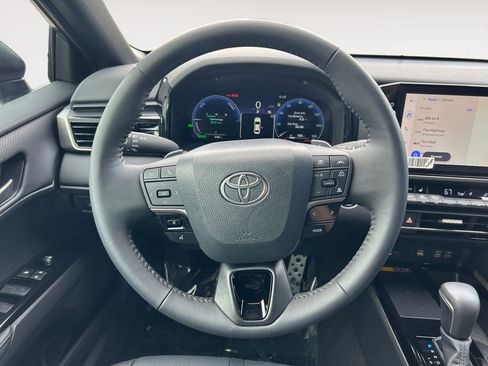 Used 2026 Toyota Camry XSE FWD image 13