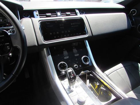 Used 2020 Land Rover Range Rover Sport HSE AWD/4WD image 16
