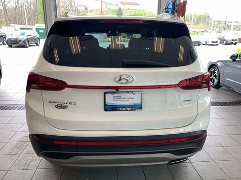Certified 2023 Hyundai Santa Fe SEL w/ Cargo Package AWD/4WD image 17