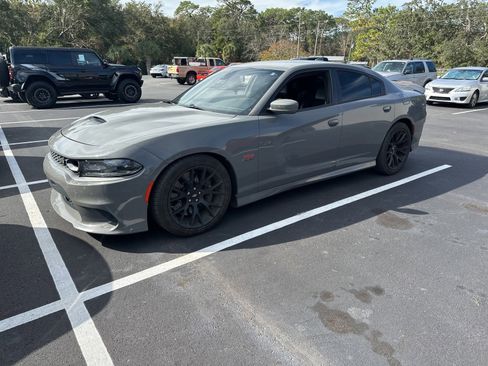 Used 2019 Dodge Charger Scat Pack w/ Dynamics Package image 5