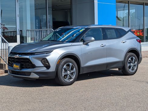 Certified 2025 Chevrolet Blazer LT AWD/4WD image 6