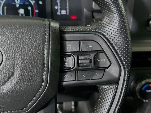 Used 2025 Toyota Tacoma SR5 image 17