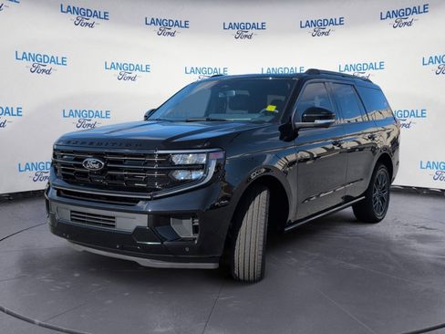 New 2025 Ford Expedition Platinum w/ Stealth Performance Package image 11