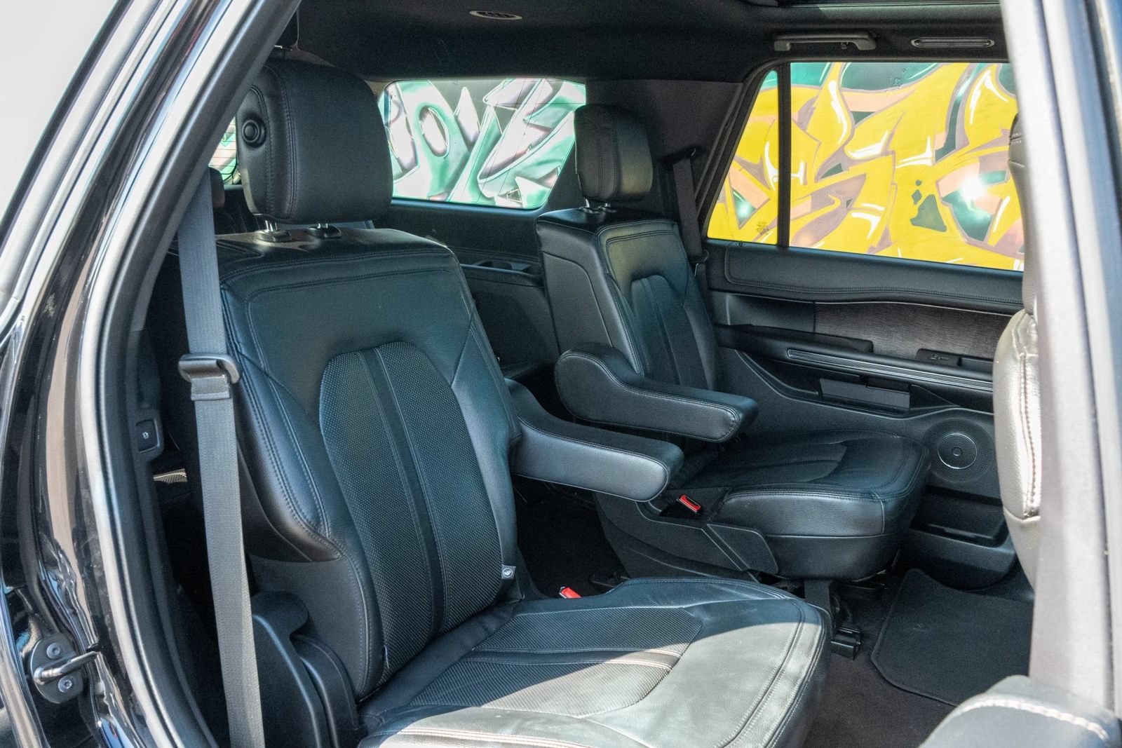 Used 2018 Ford Expedition Limited w/ Equipment Group 301A RWD image 21
