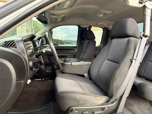 Used 2011 GMC Sierra 1500 SLE w/ Power Tech Package AWD/4WD image 11