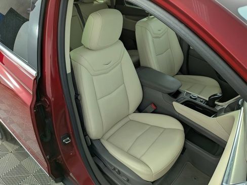 Certified 2023 Cadillac XT5 Premium Luxury w/ LPO, Floor Liner Package image 36